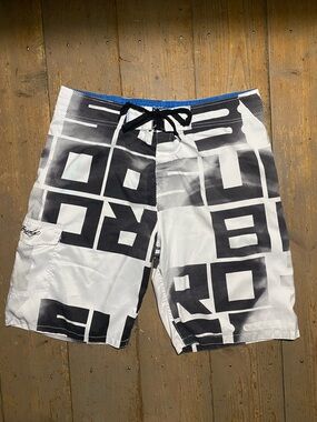Y2K Brody Men's Black & White Graphic Swim Trunks surfer/skater